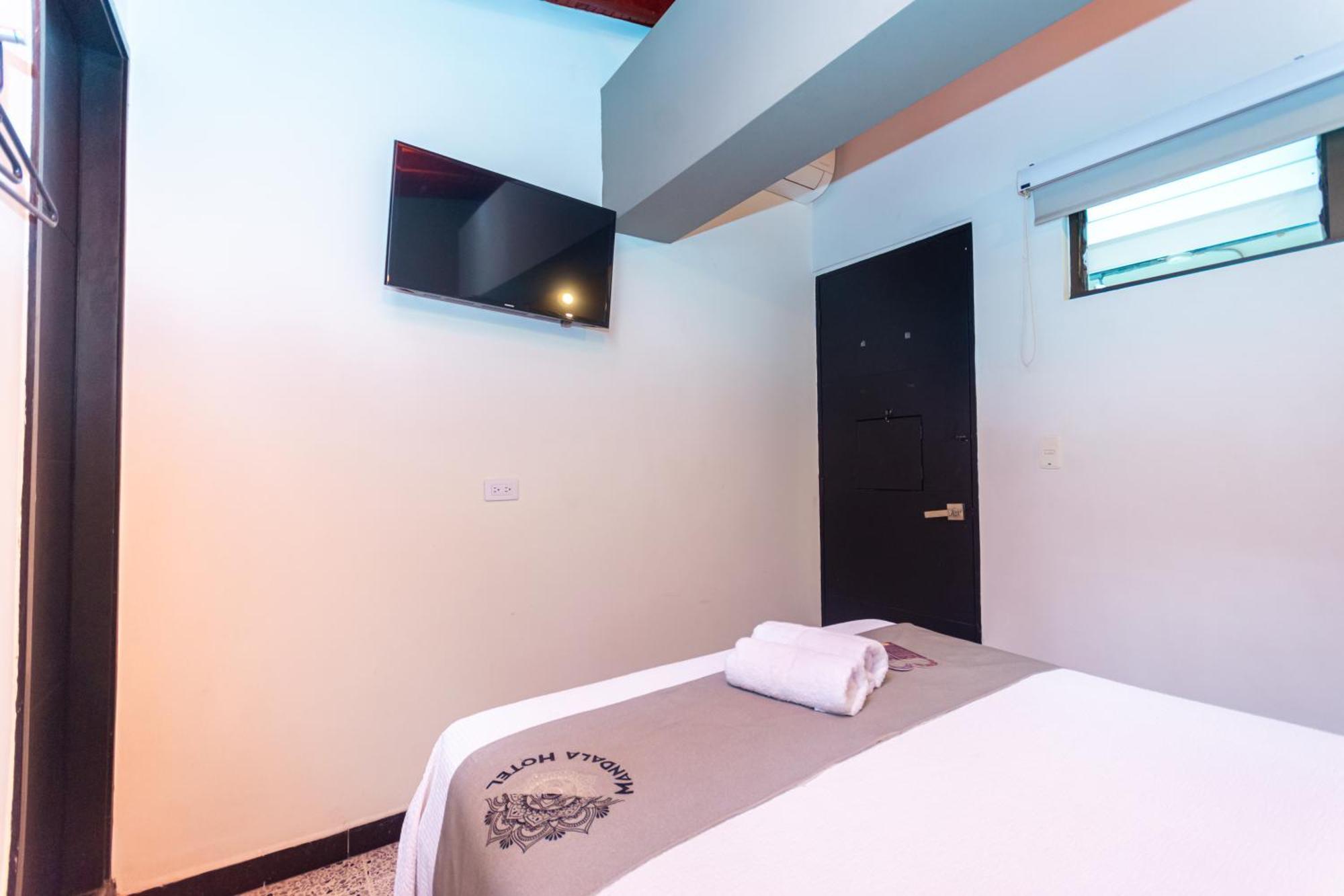 Mandala Hotel Botero Medellin Room photo